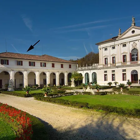 Σπίτι διακοπών Classic Castle In With Private Pool